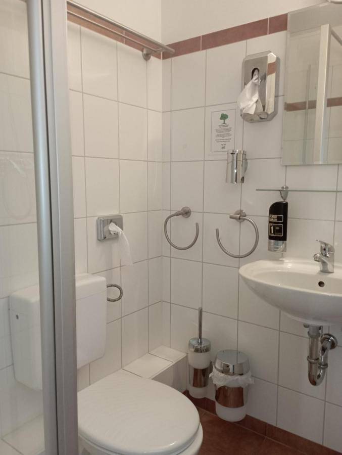 Triple Room,1498482868:JPEG